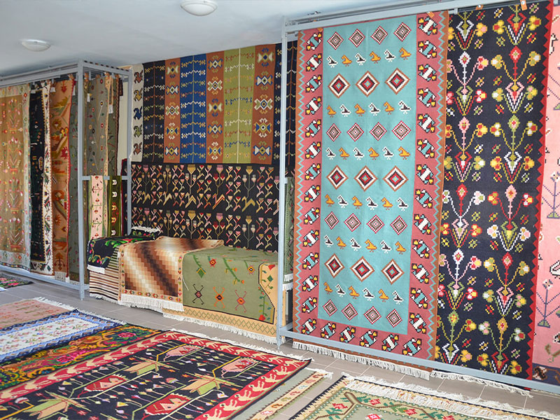 Разные молдавские ковры